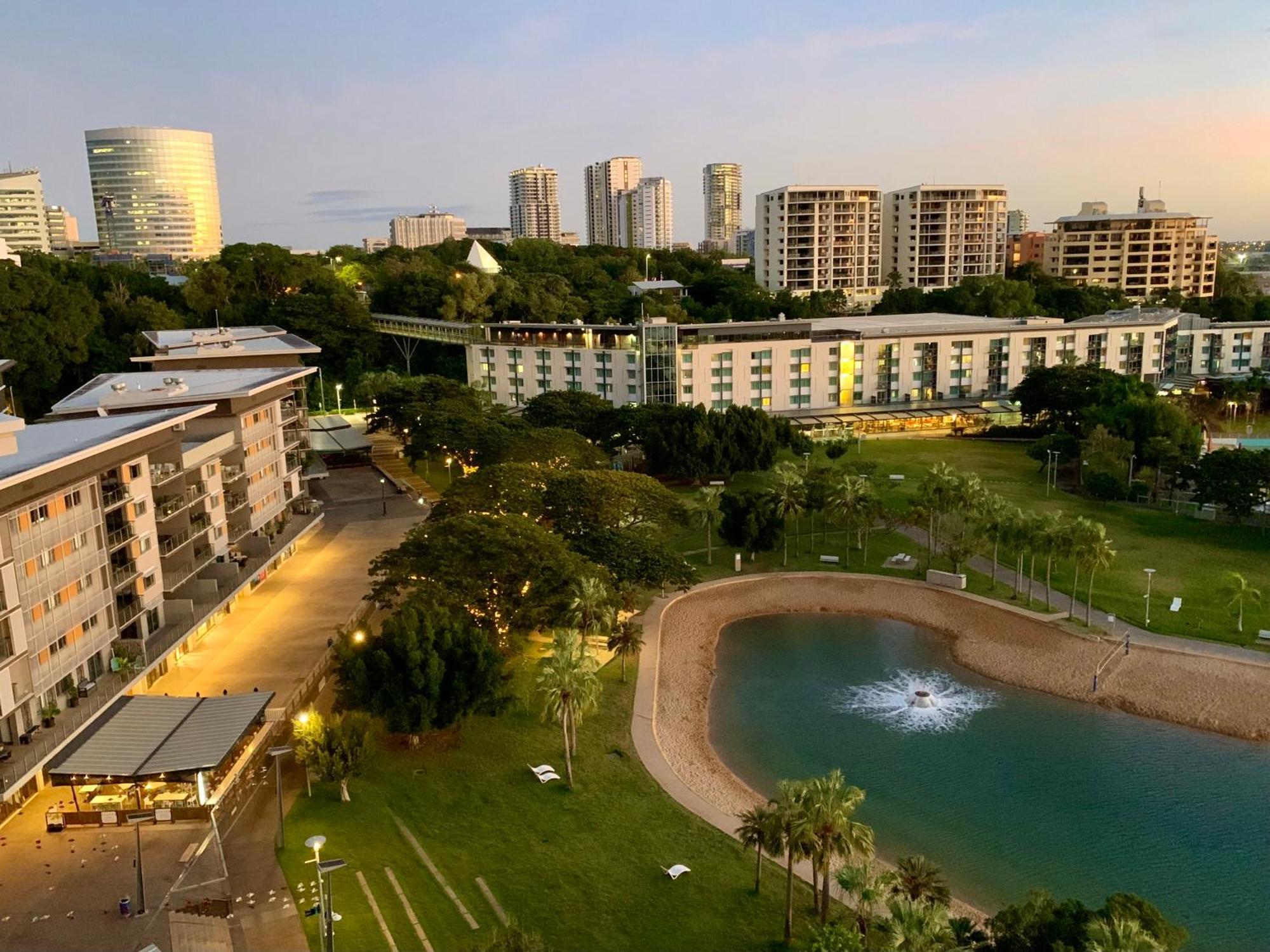 Serenity Splendour At Darwin Waterfront Apartment Exterior photo